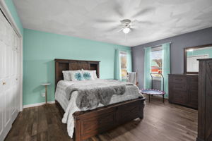  Photo 49