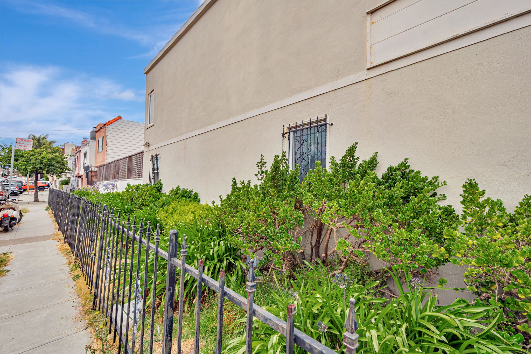 048_ 1942 Jennings St  
