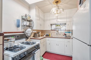 011_ 1942 Jennings St  