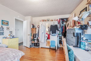 024_ 1942 Jennings St  