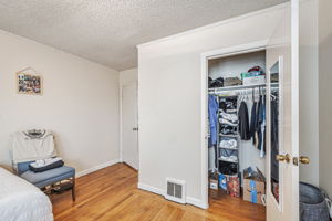 028_ 1942 Jennings St  