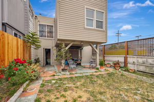 045_ 1942 Jennings St  