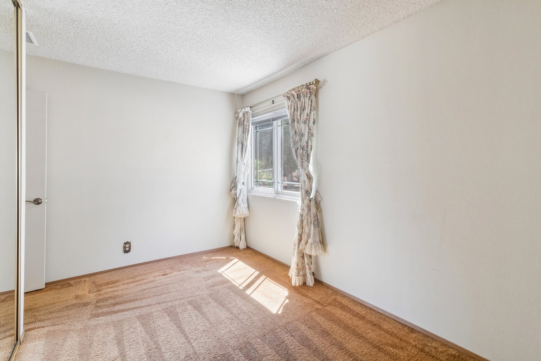 Parkland Way-S1908-023.jpg
