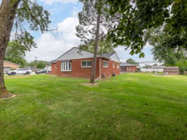  Photo 25