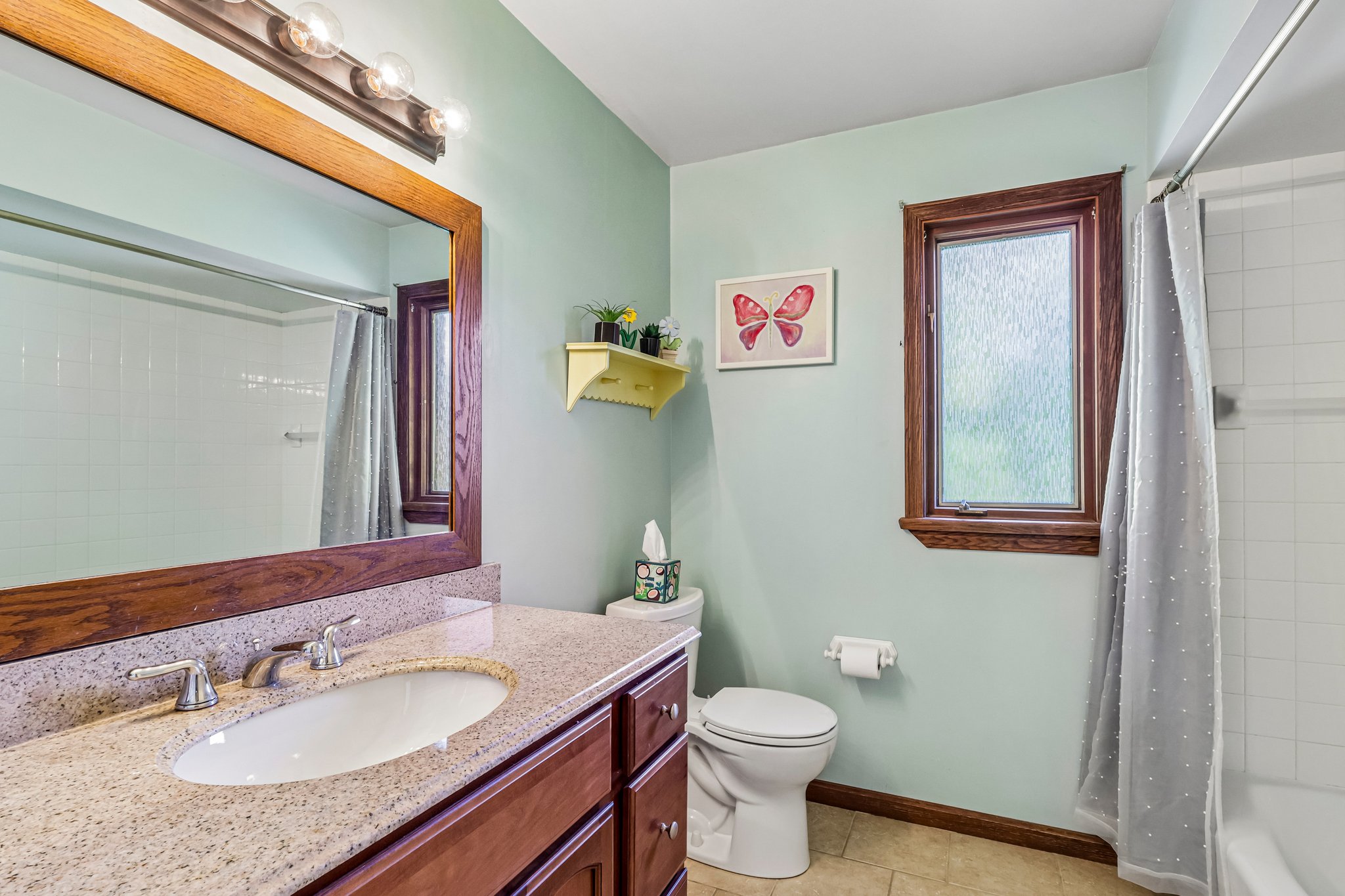 W Edgerton Rd-S1610-030.jpg