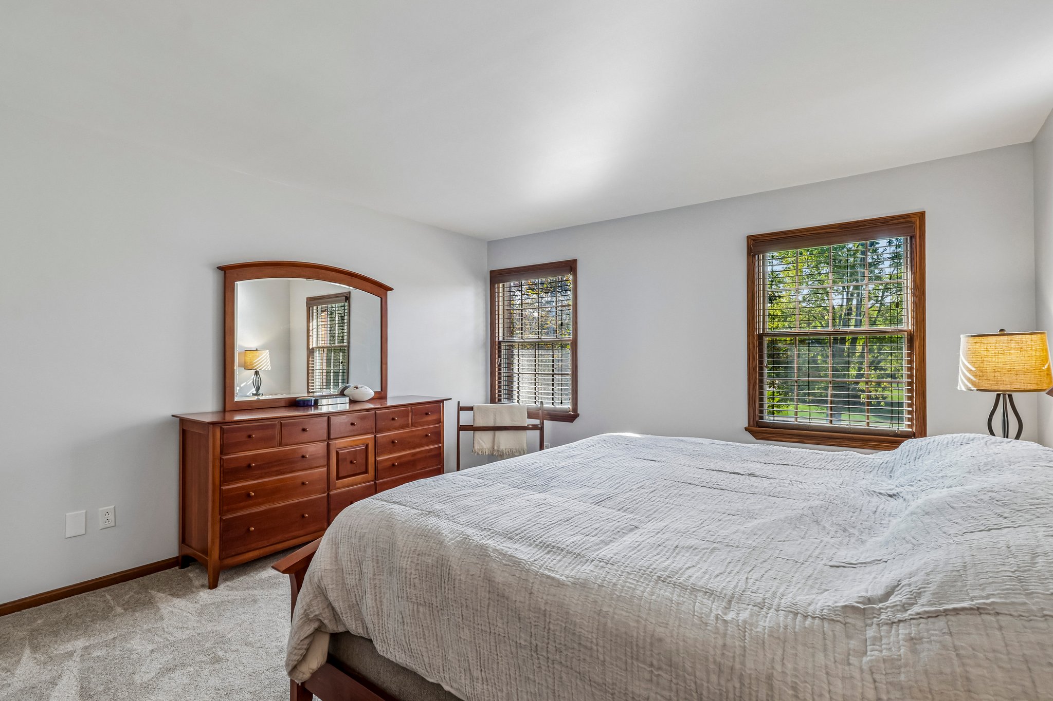 W Edgerton Rd-S1610-038.jpg