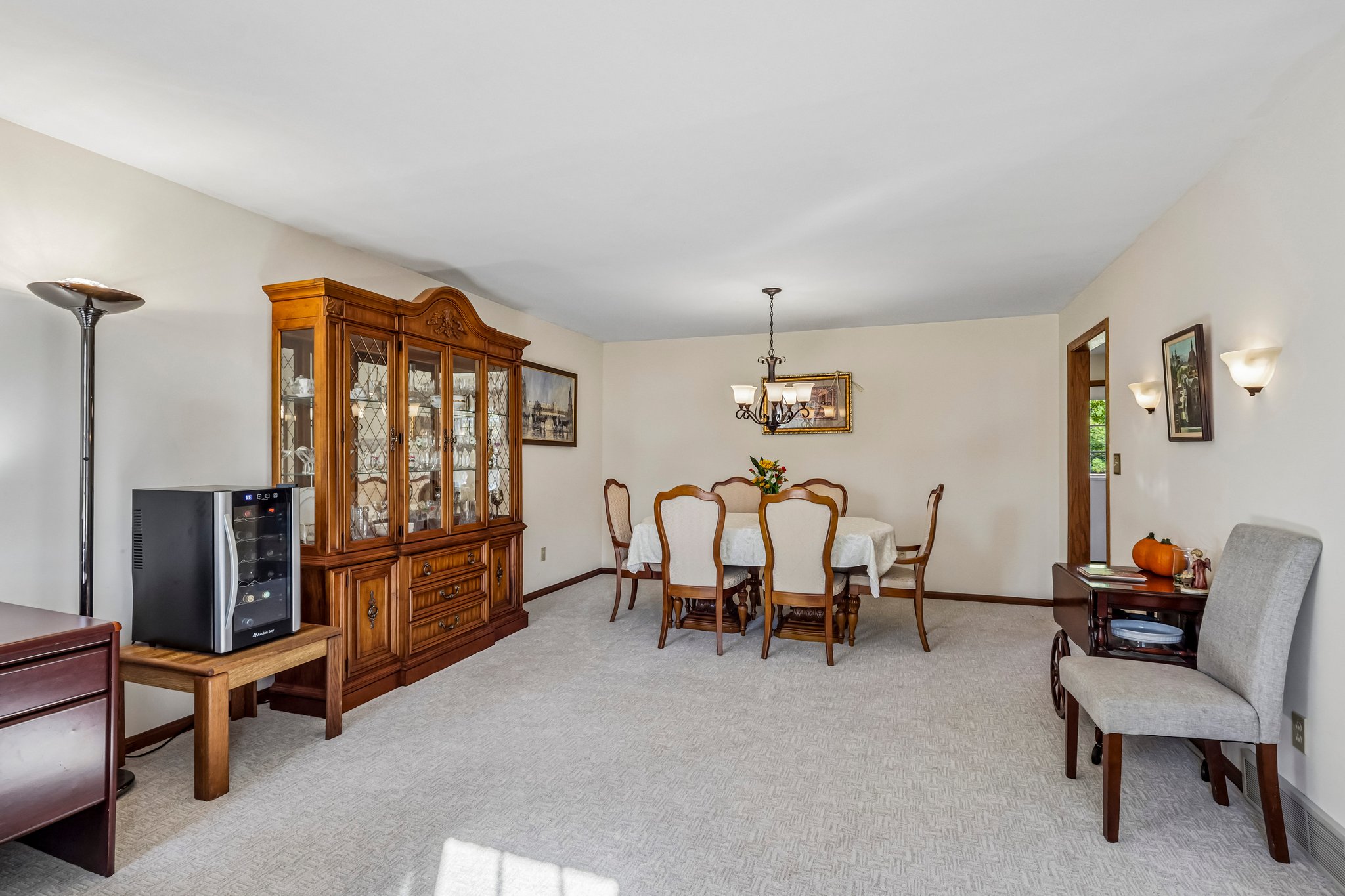 W Edgerton Rd-S1610-044.jpg