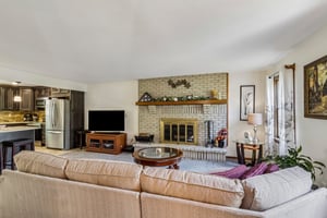 W Edgerton Rd-S1610-007.jpg