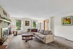 W Edgerton Rd-S1610-010.jpg