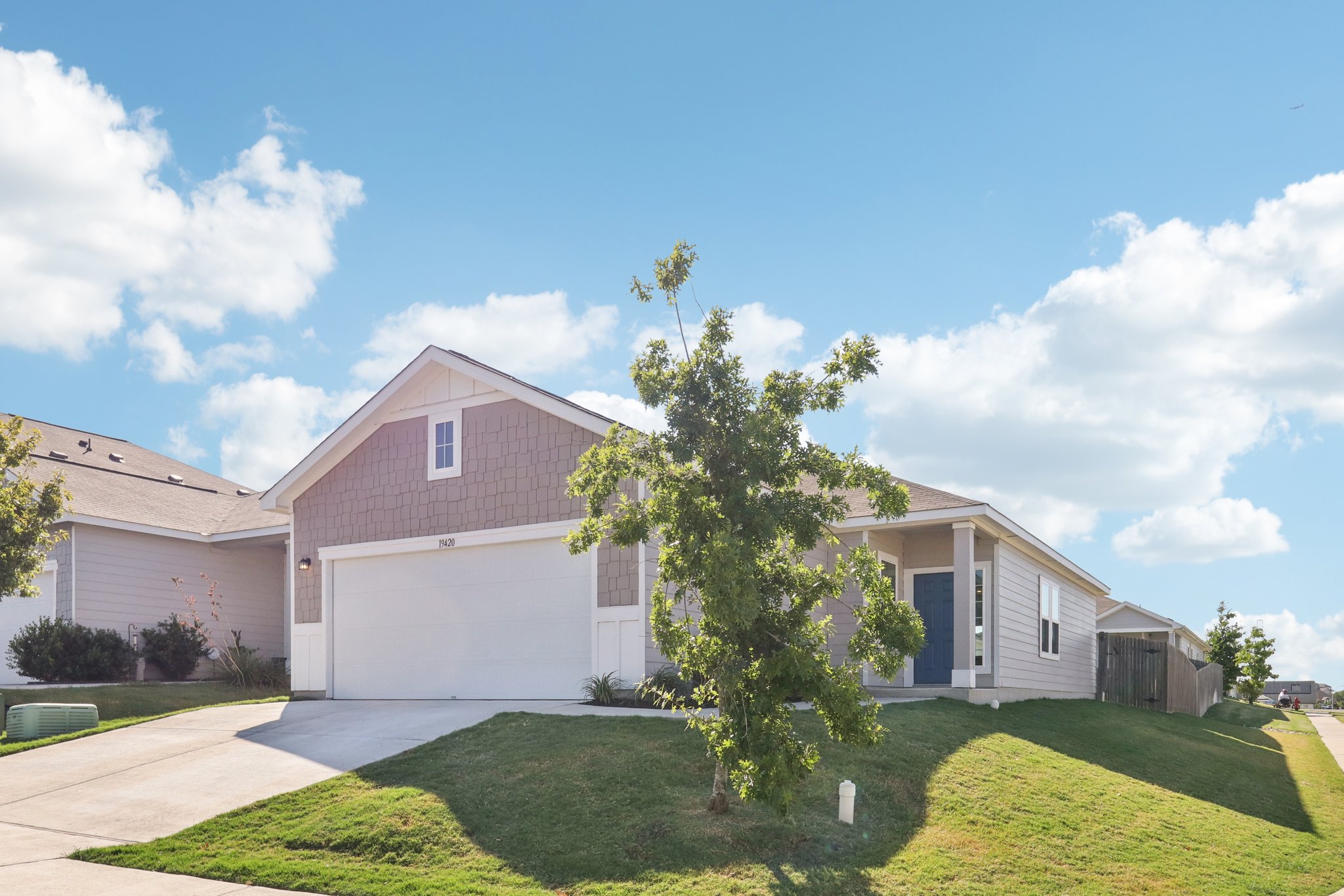 Cloudy Bay Dr-S1109-003.jpg