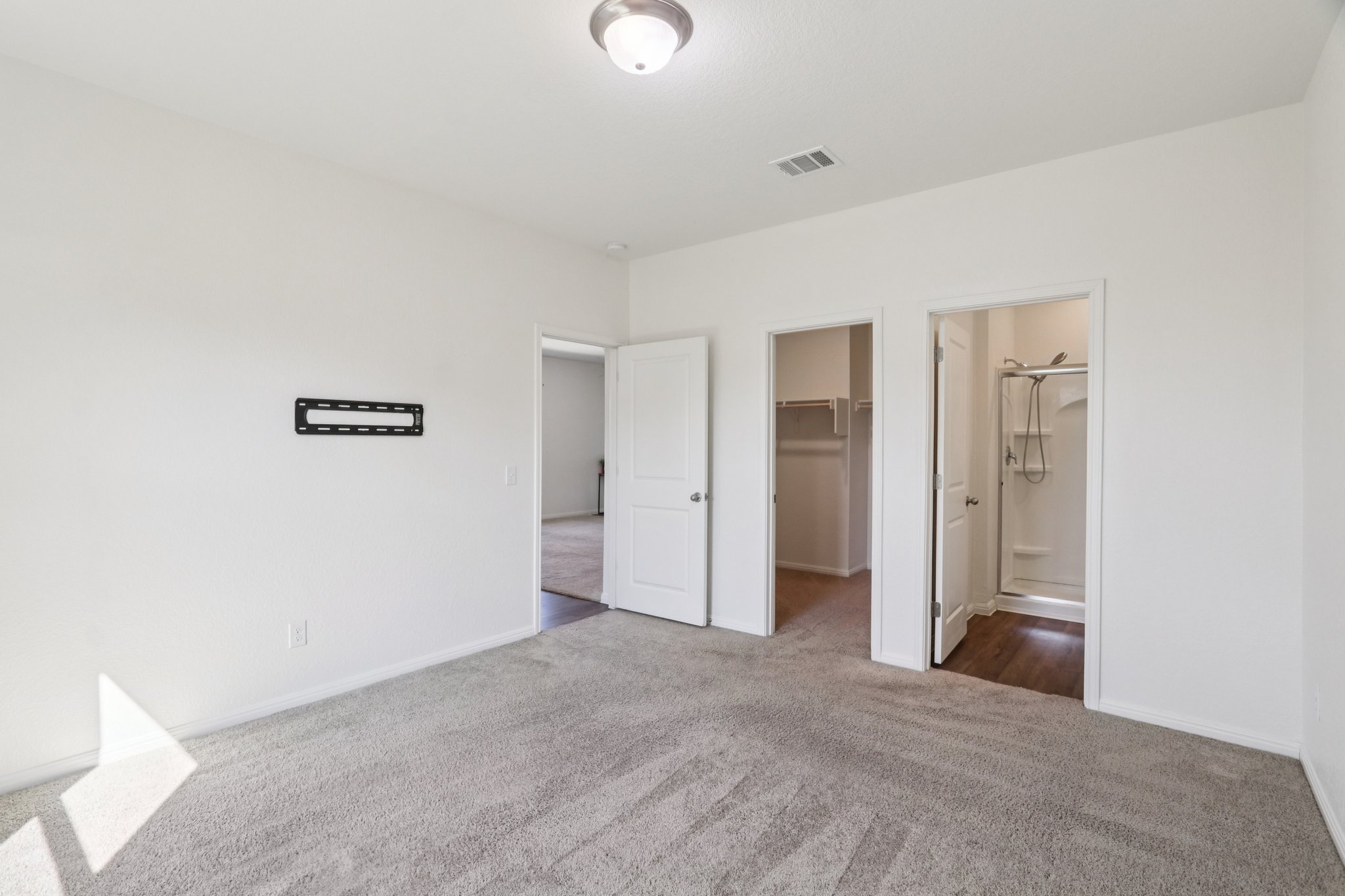 Cloudy Bay Dr-S1109-027.jpg