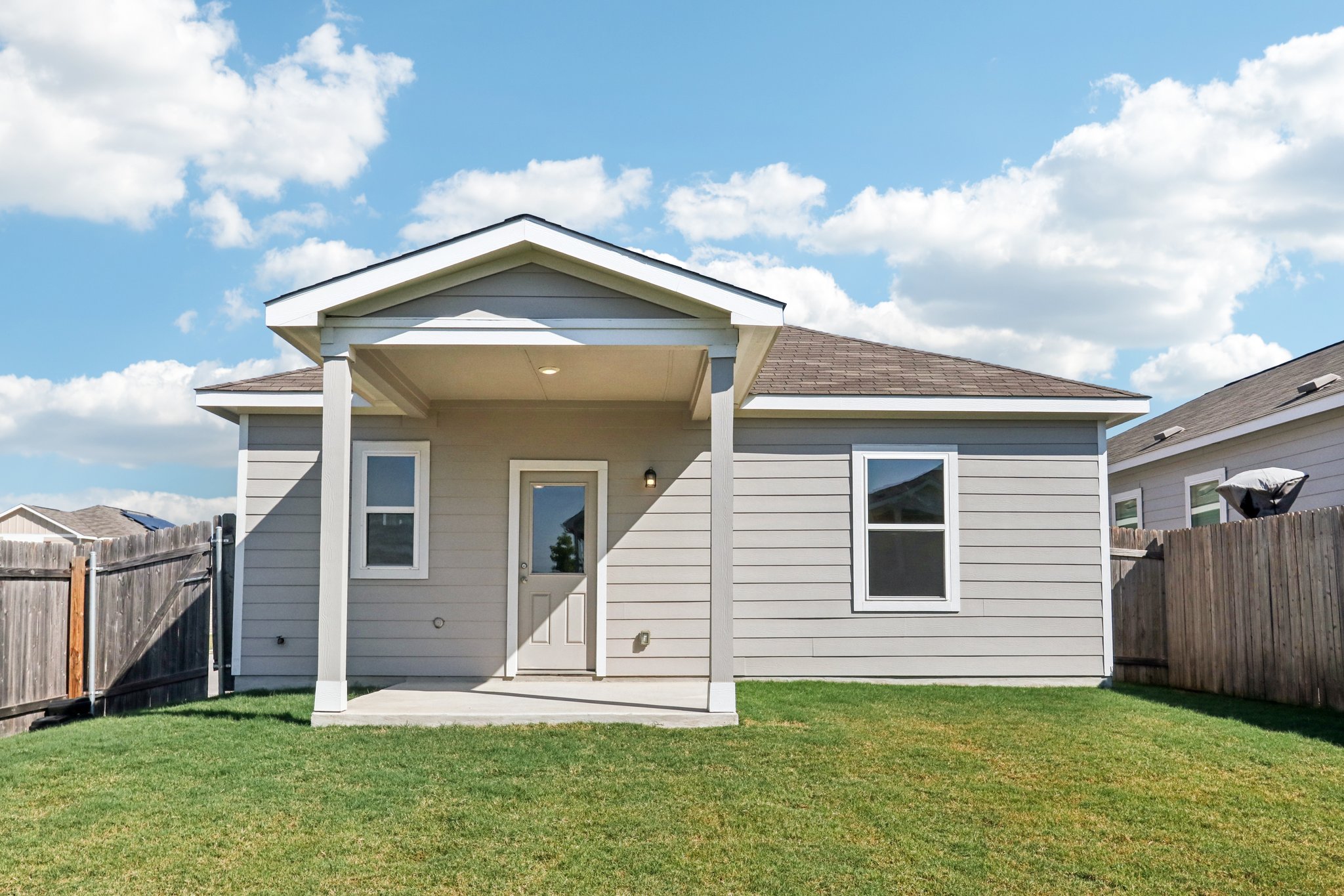 Cloudy Bay Dr-S1109-042.jpg