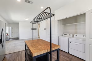 Cloudy Bay Dr-S1109-022.jpg