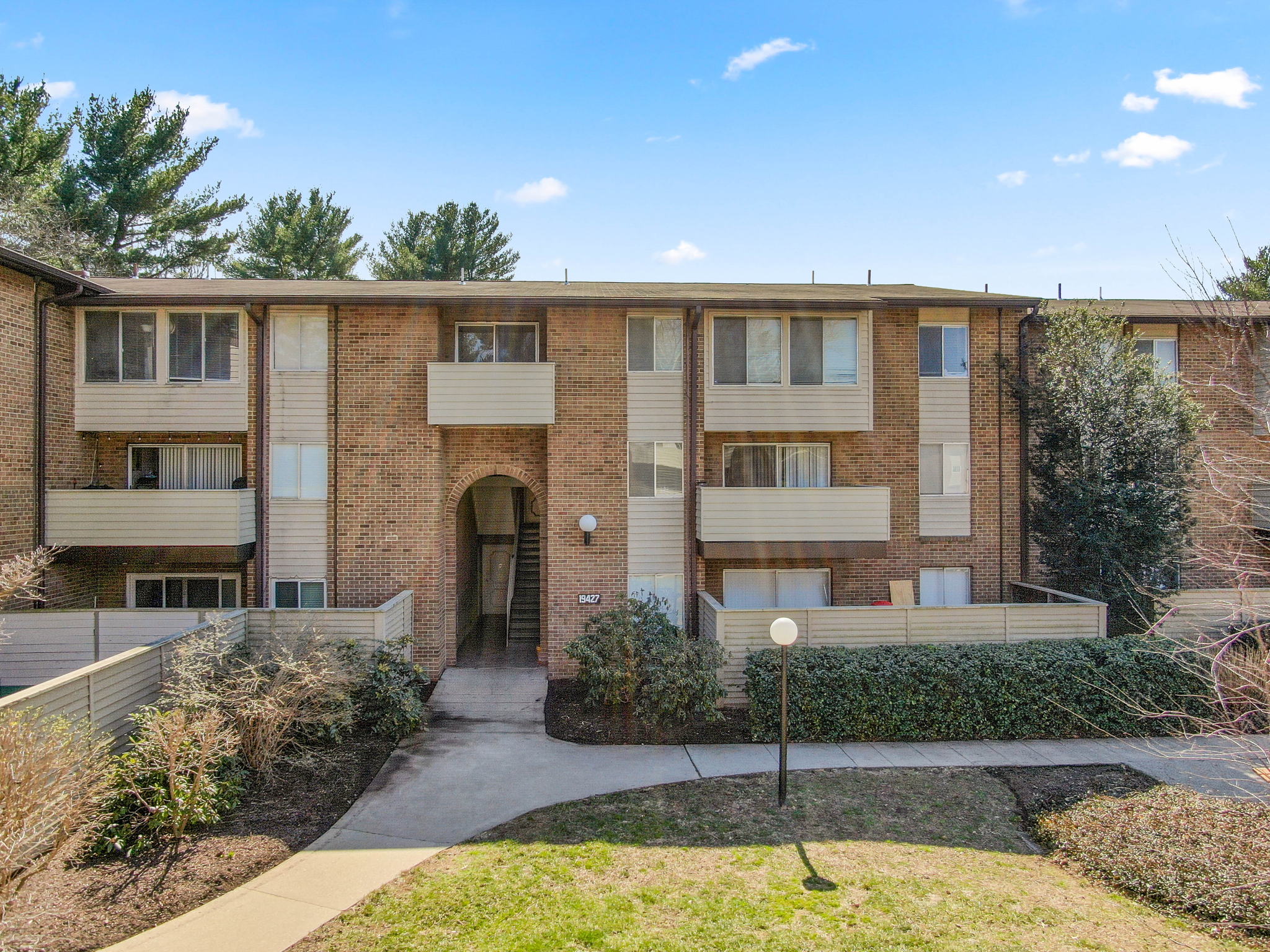 19427 Brassie Pl, Montgomery Village, MD 20886, USA