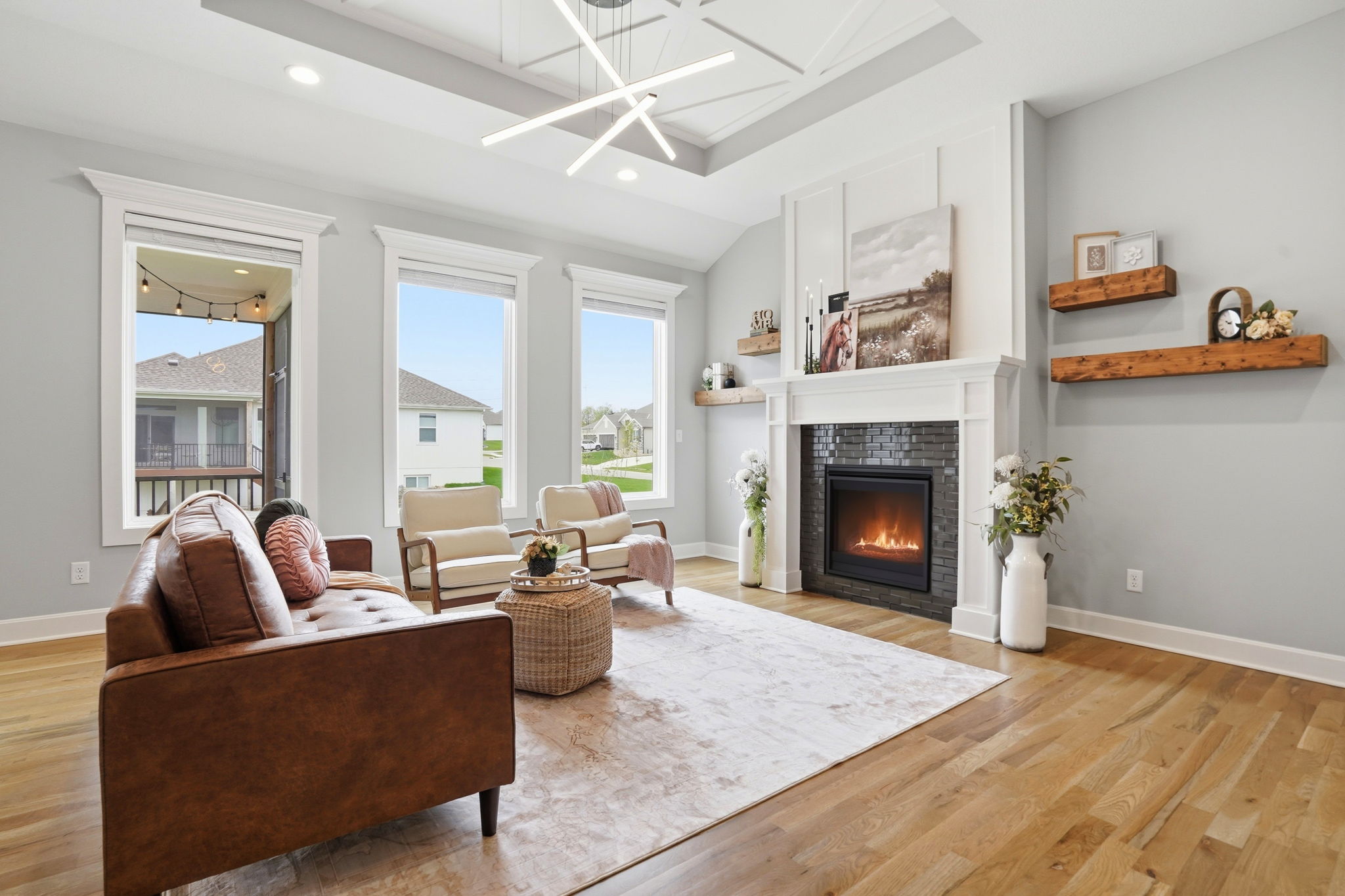 004__DSC6128_with_fire