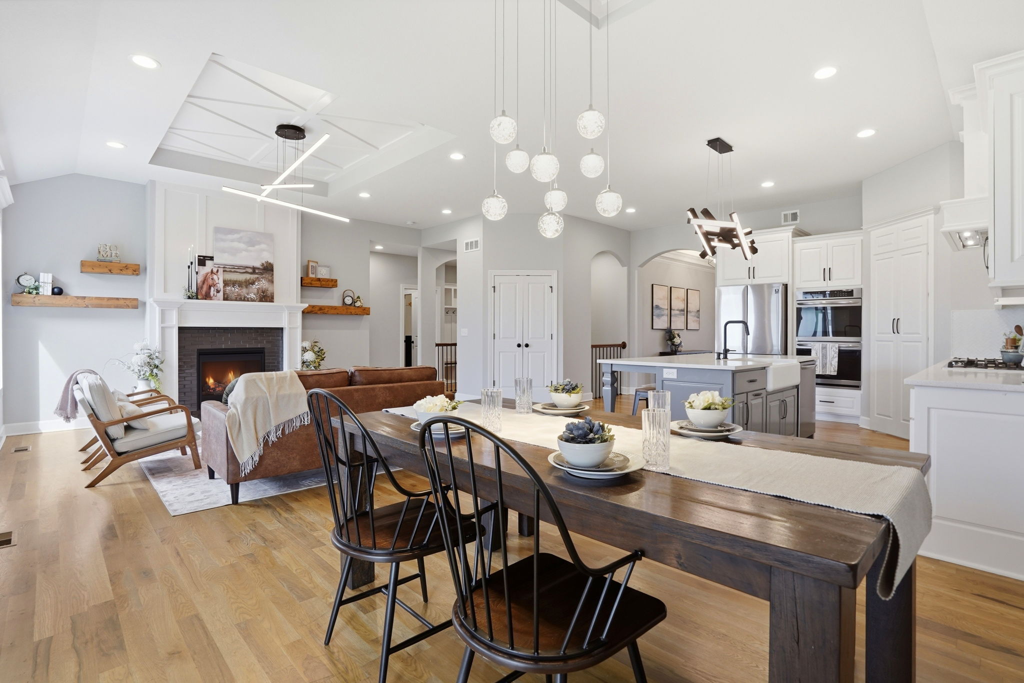 013__DSC6113_with_fire