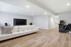 029__DSC6011_reedit_6d60df28