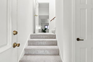 019_F8_1943 35th Ave