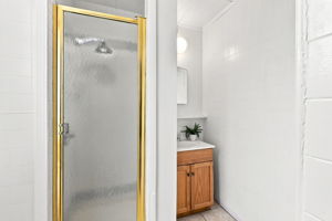 030_F8_1943 35th Ave