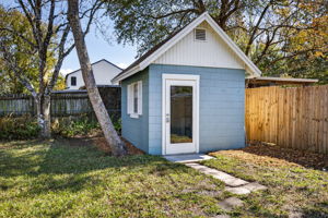  Photo 23