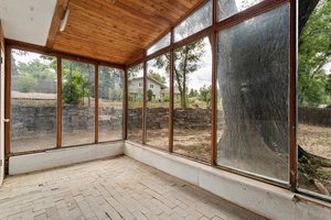 Screened-in Porch