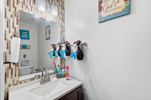 19448 Roudebush Blvd_015