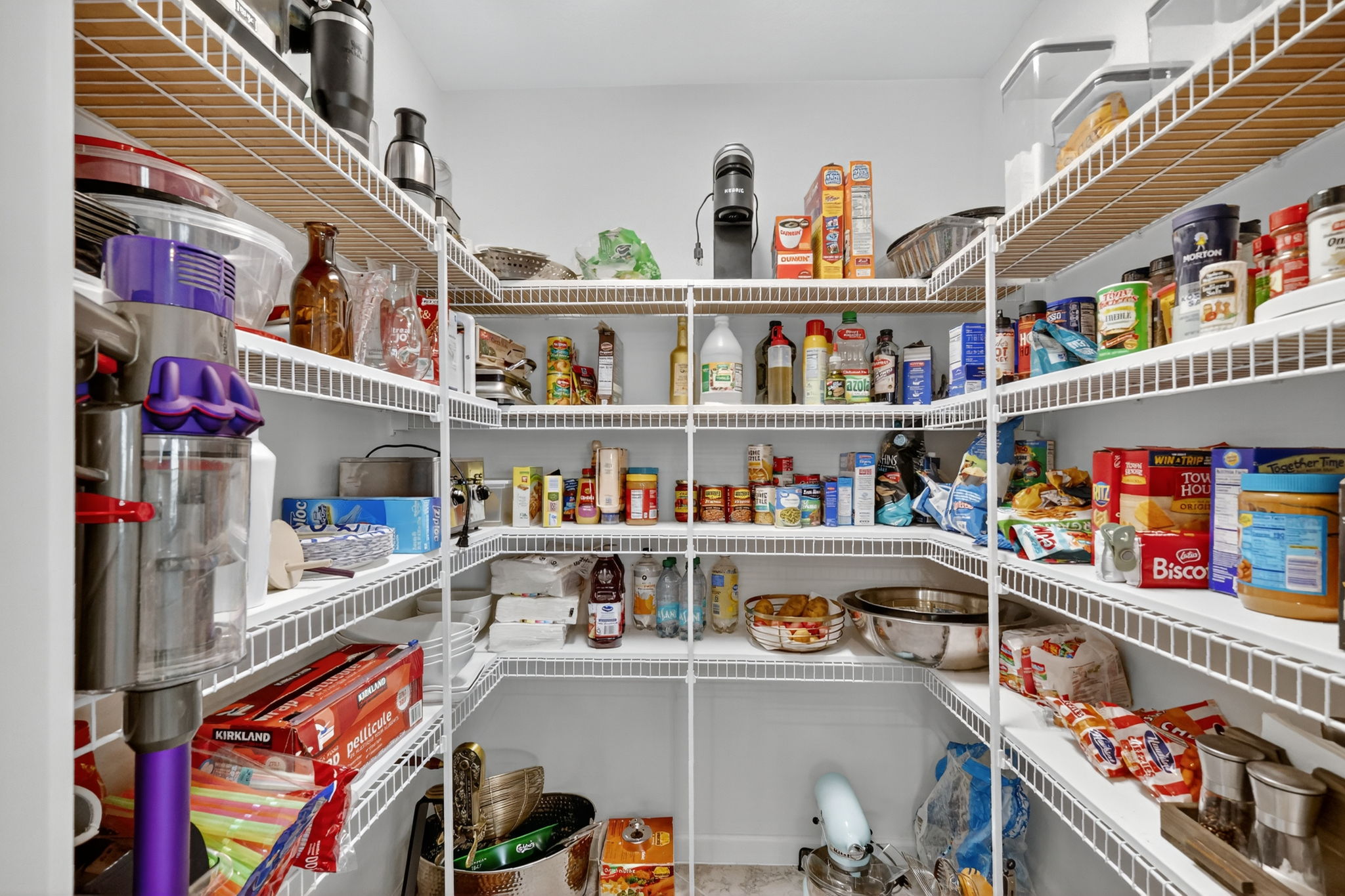 Walk-In Kitchen Pantry