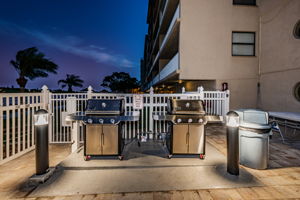 21-Grilling Area21