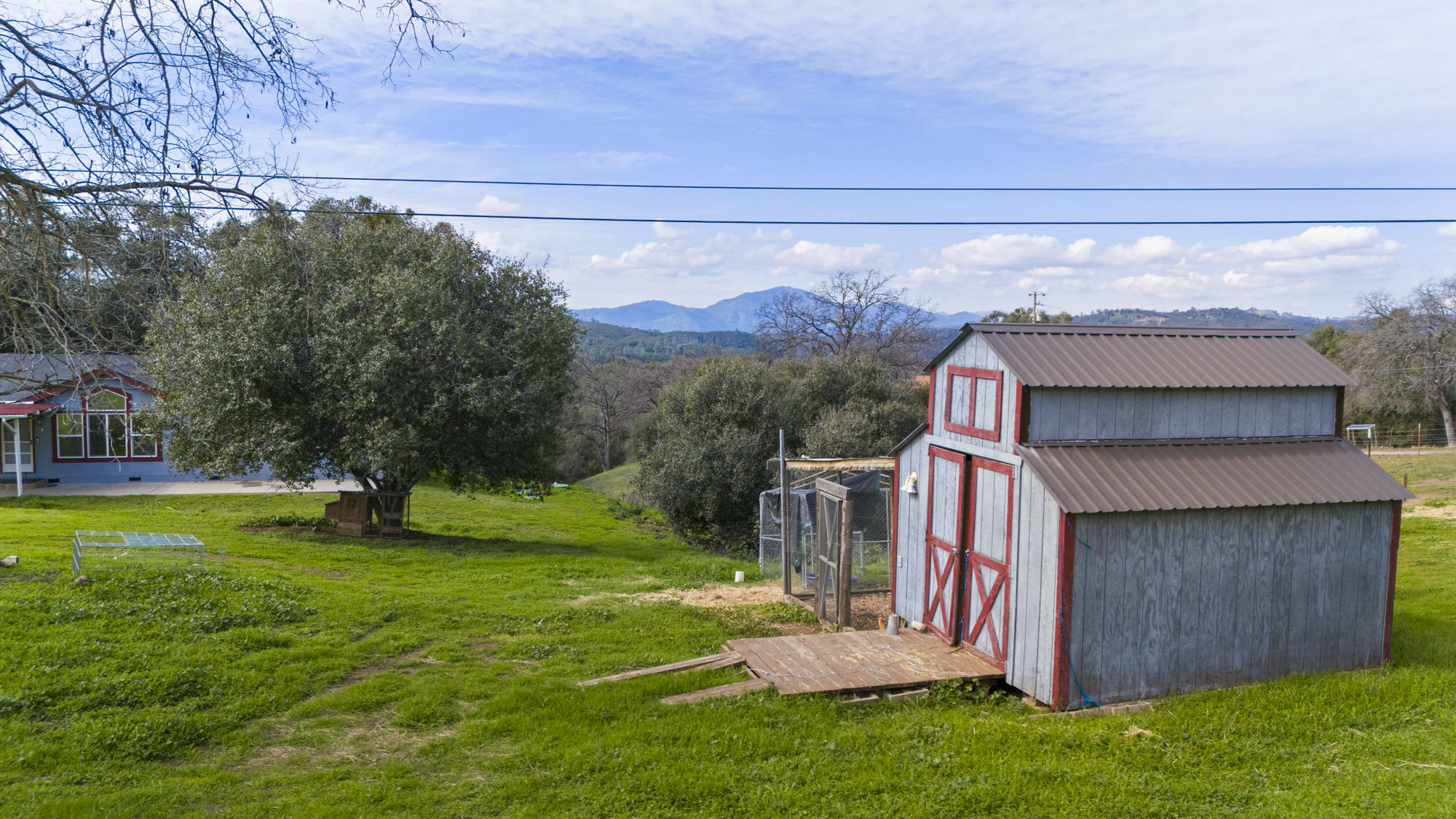  Photo 40