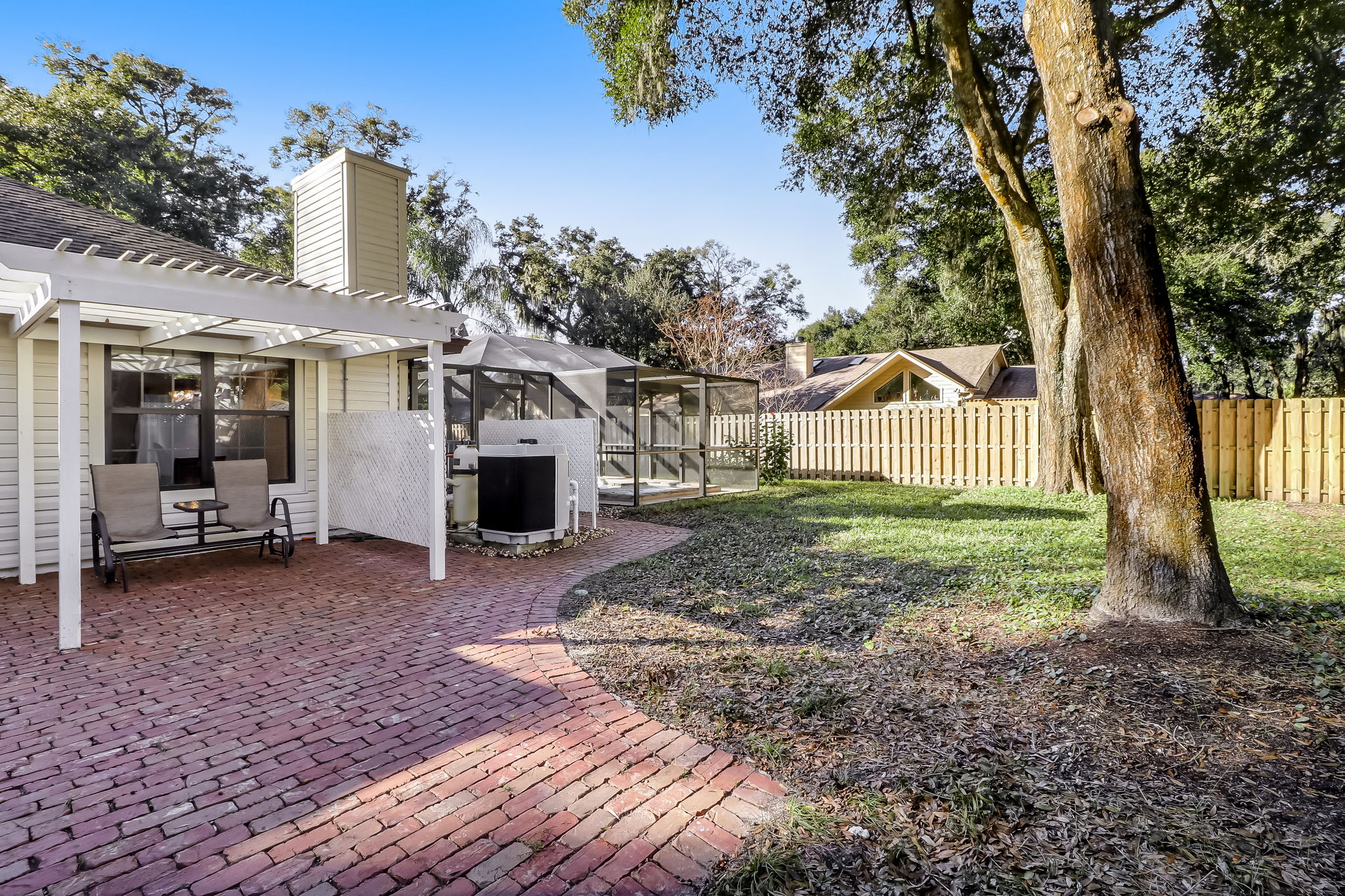 Egan's Bluff Pool Home ECVT