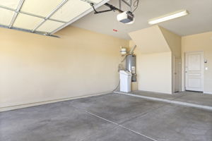 2 car garage w/storage closet