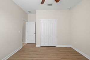  Photo 39