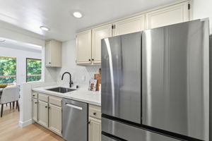 014_F8_1949 Huxley Ct