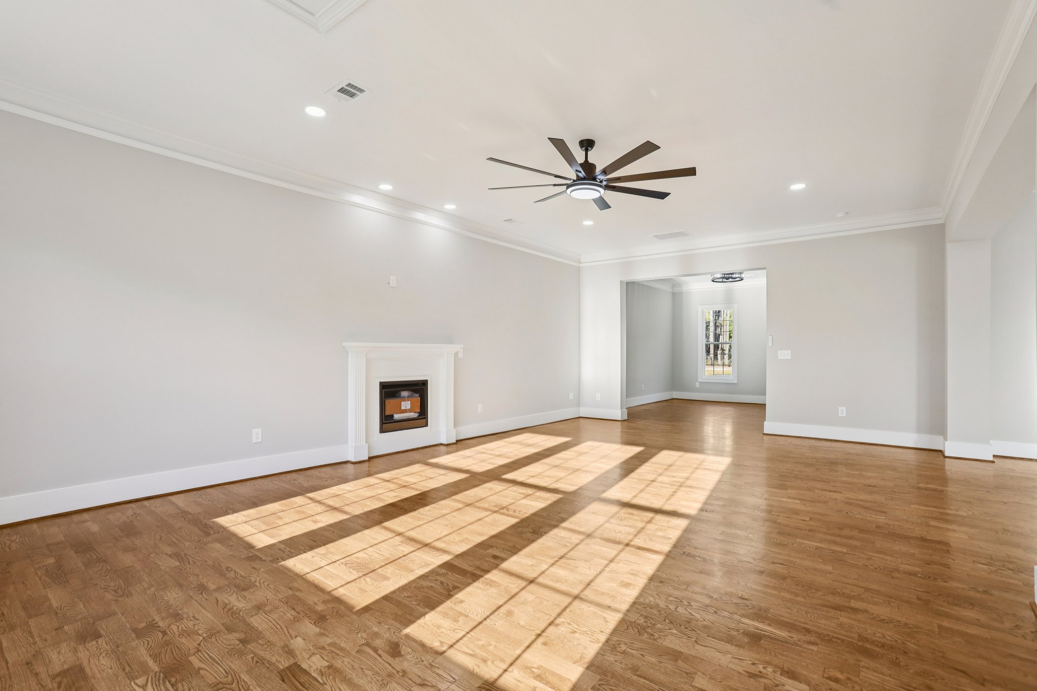 Pucketts Dr SW-S0611-004.jpg