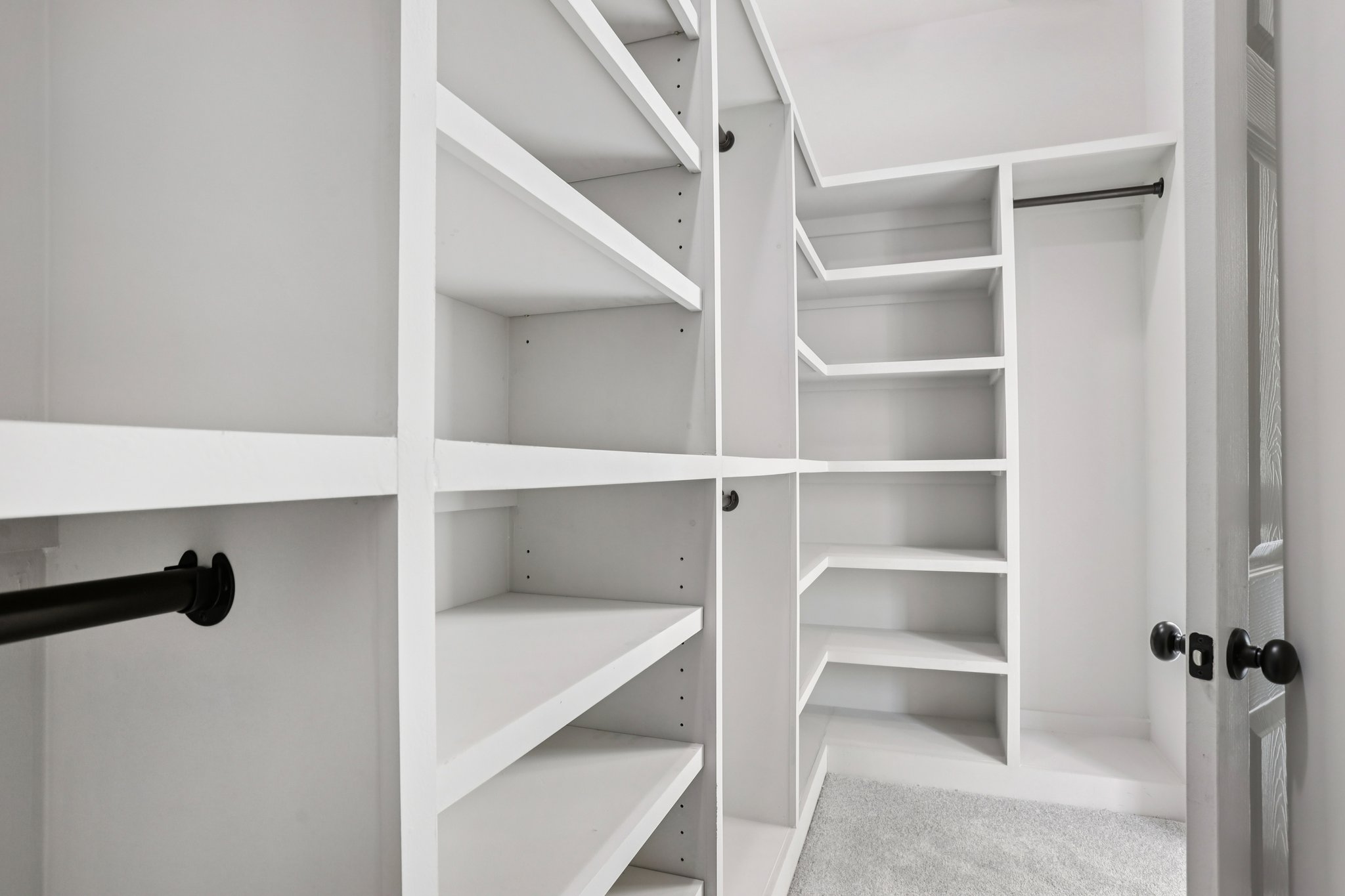 Pucketts Dr SW-S0611-032.jpg