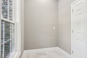 Pucketts Dr SW-S0611-036.jpg