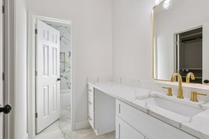 Pucketts Dr SW-S0611-039.jpg