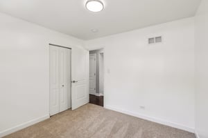7th St-S2108-018.jpg