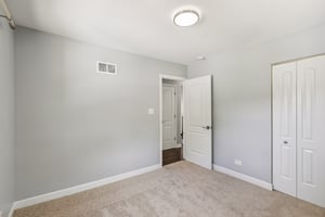 7th St-S2108-020.jpg