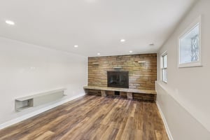 7th St-S2108-026.jpg