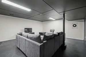  Photo 37