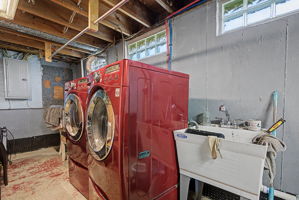  Photo 42