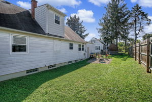  Photo 44