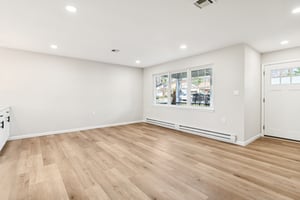 Canterbury Dr-S0612-005.jpg