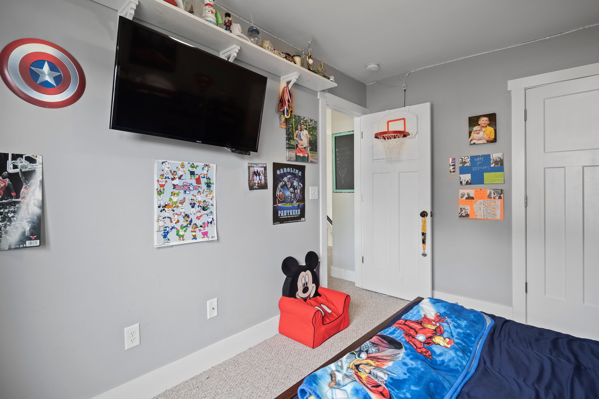  Photo 23