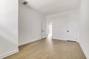  Photo 54