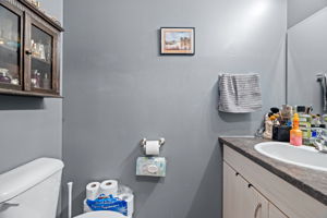 Photo 40