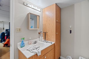  Photo 49
