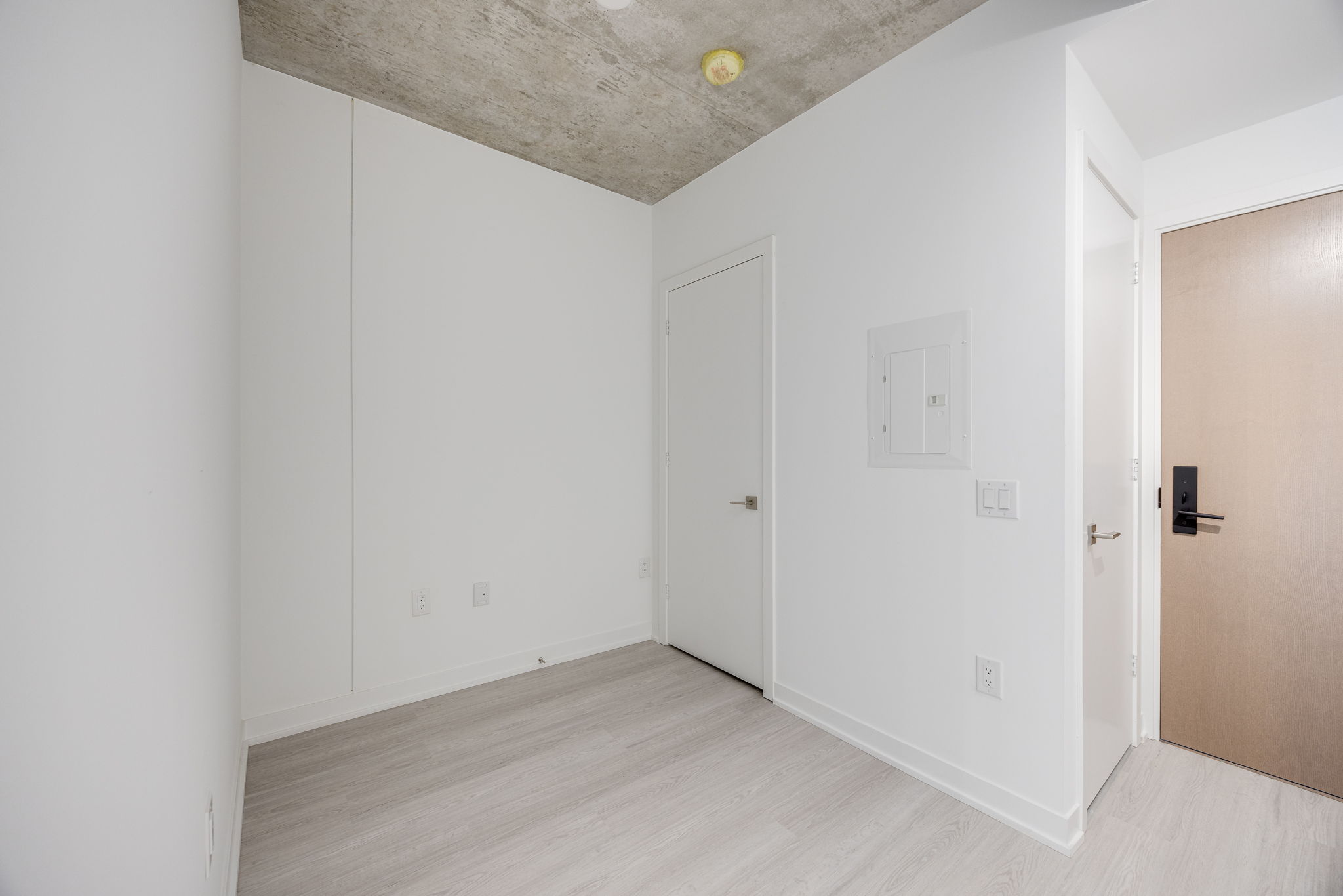 Toronto property showcase — delivered property photograph 2
