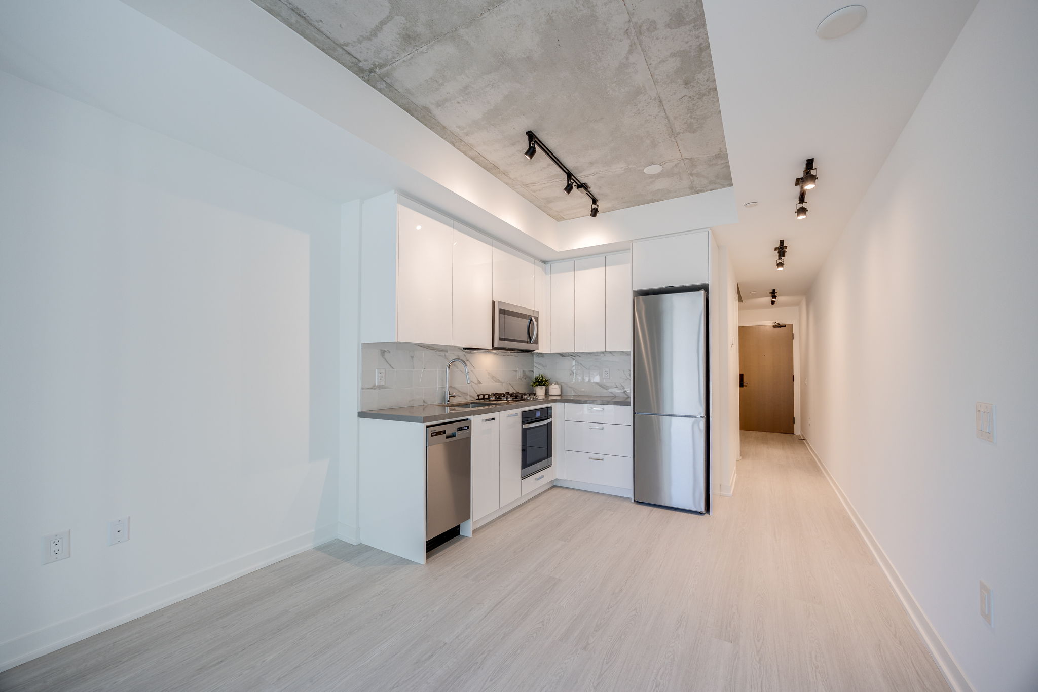 Toronto property showcase — delivered property photograph 8
